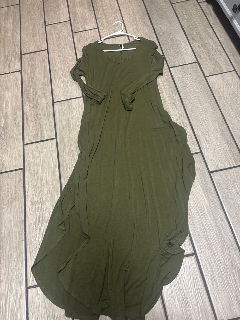 Women’s Olive Green Long Sleeve Maxi Dress